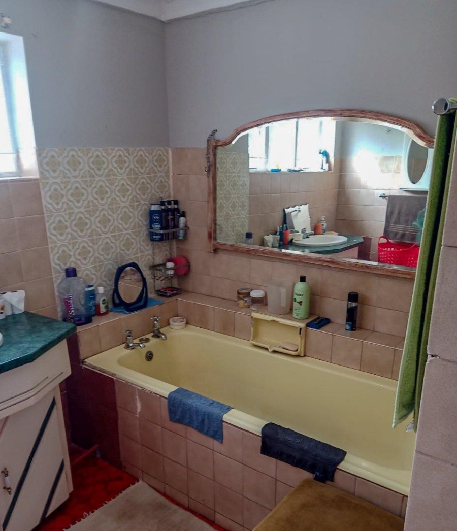 5 Bedroom Property for Sale in Villiers Free State